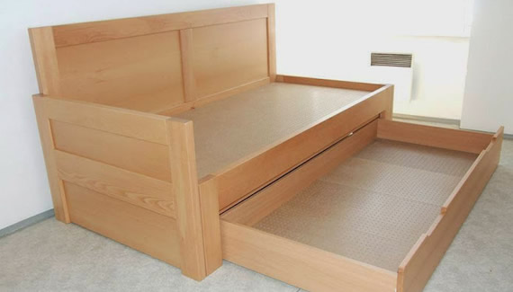 Jednolůžková postel Lomar